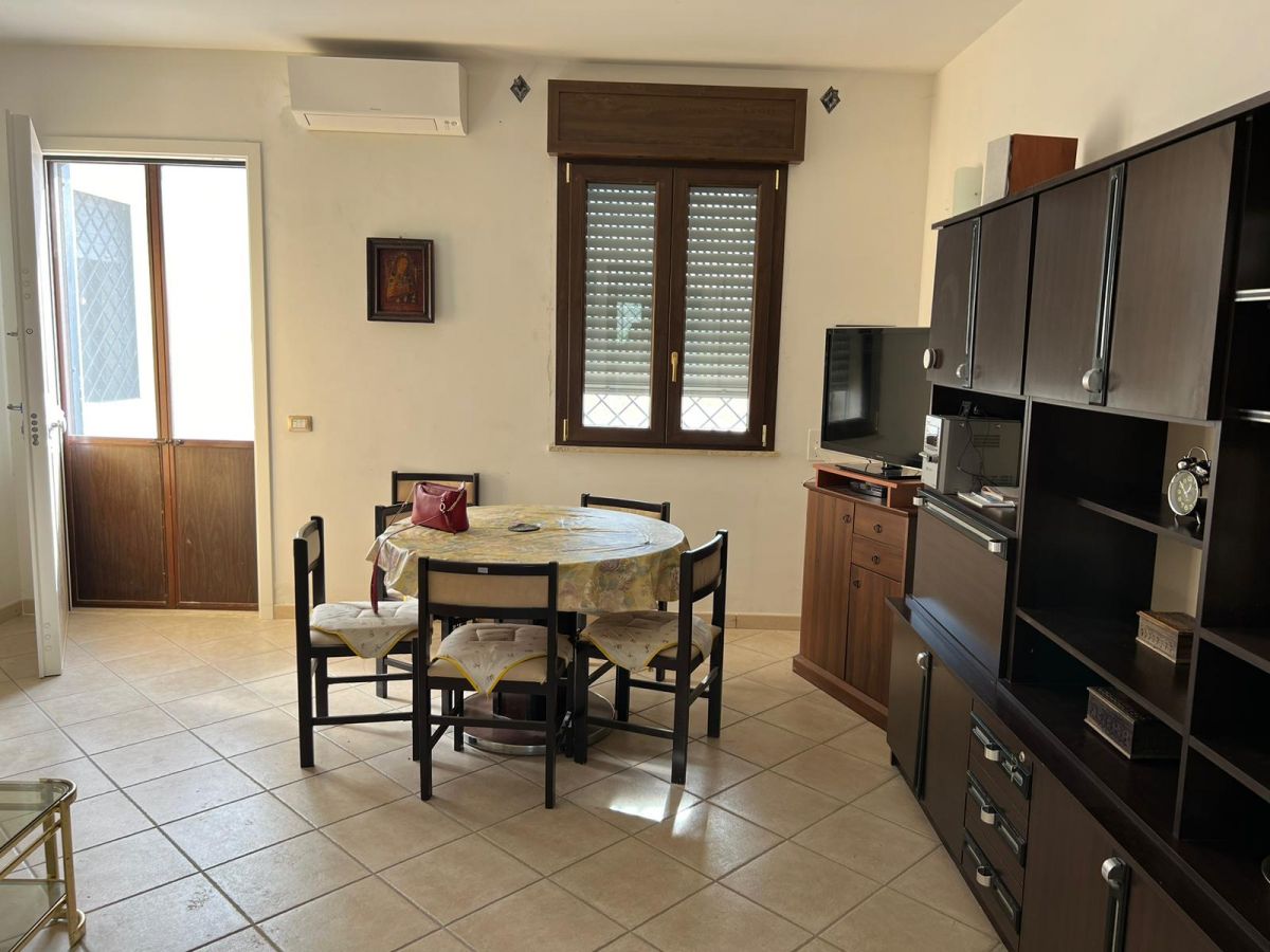 Villa (zona residenziale) di  6 vani /180 mq  a Nardo'