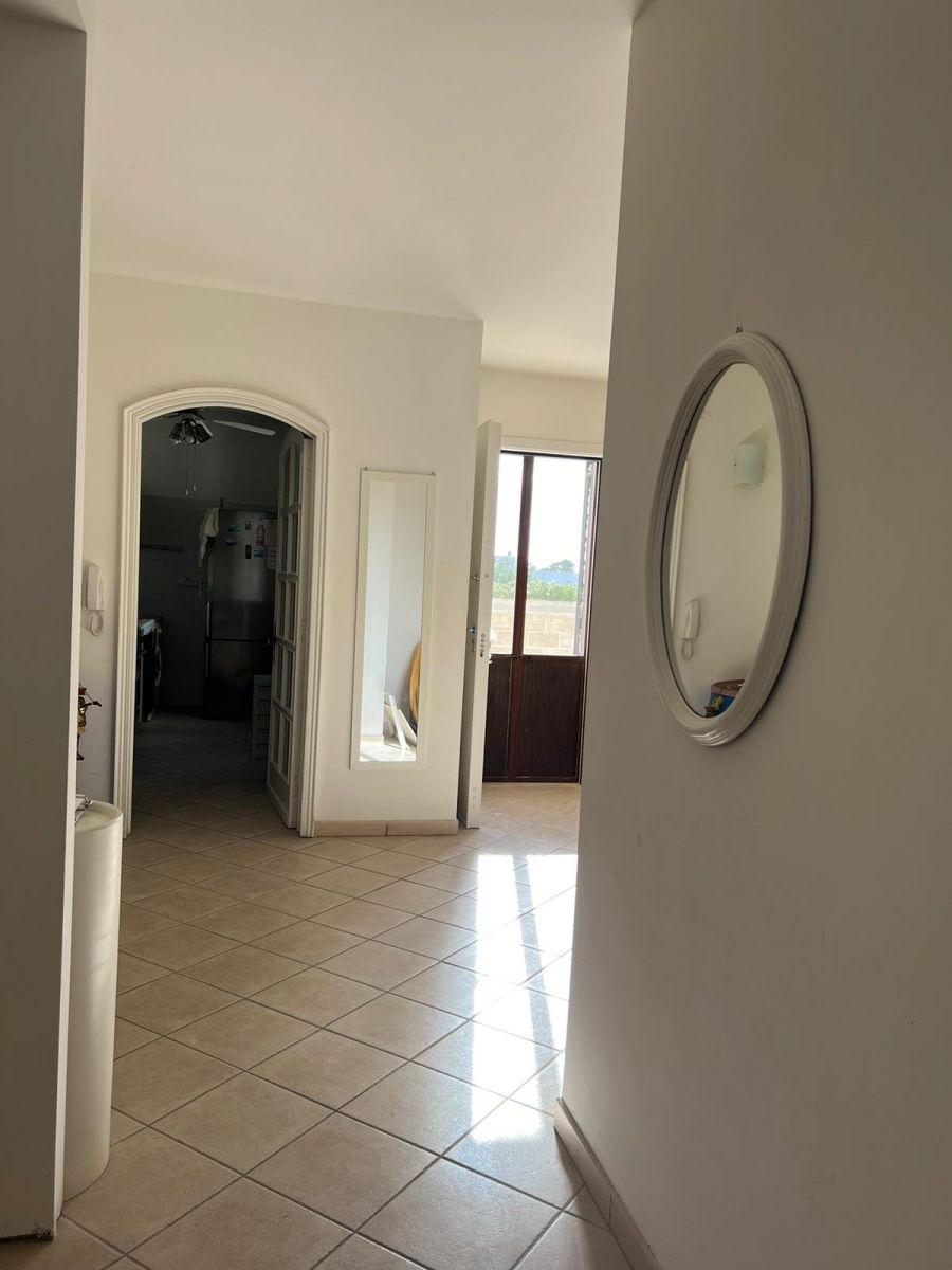 Villa (zona residenziale) di  6 vani /180 mq  a Nardo'