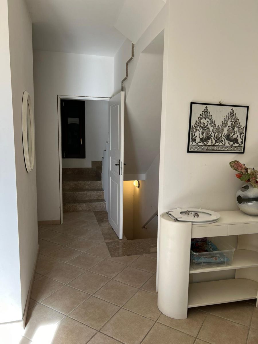 Villa (zona residenziale) di  6 vani /180 mq  a Nardo'