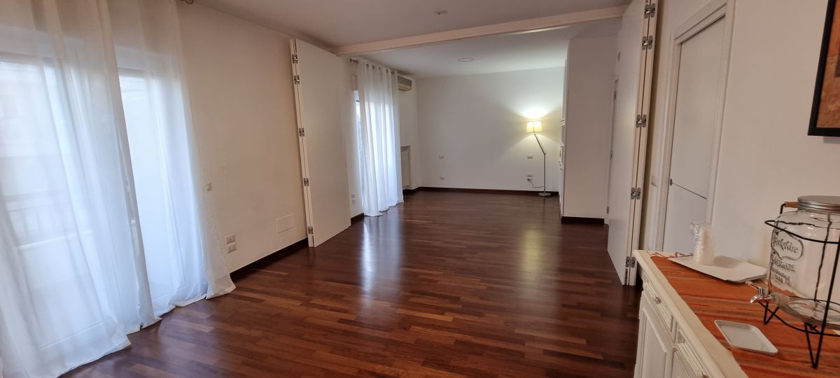 Appartamento di  2 vani /70 mq  a Bari - San Pasquale alta (zona SAN PASQUALE)