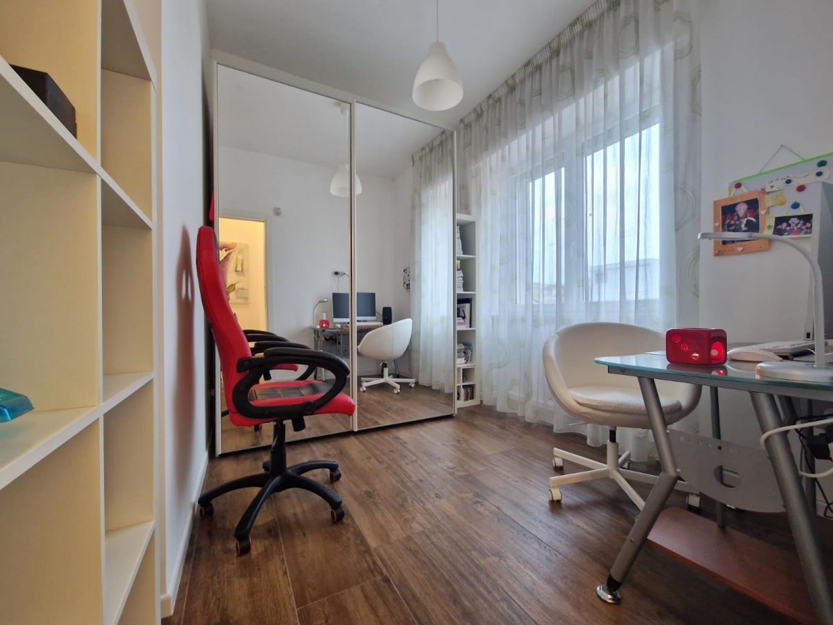 Appartamento di  3 vani /92 mq  a Trani (zona Centro)