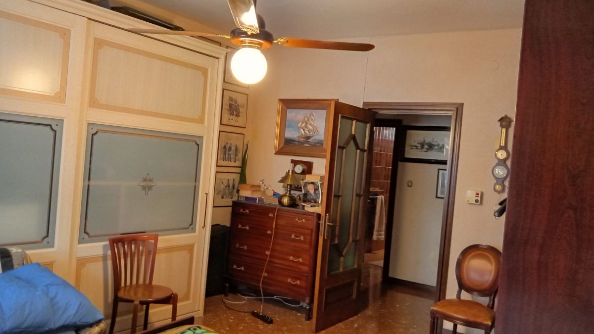 Appartamento di  6 vani /200 mq  a Bari - San Pasquale alta (zona SAN PASQUALE)