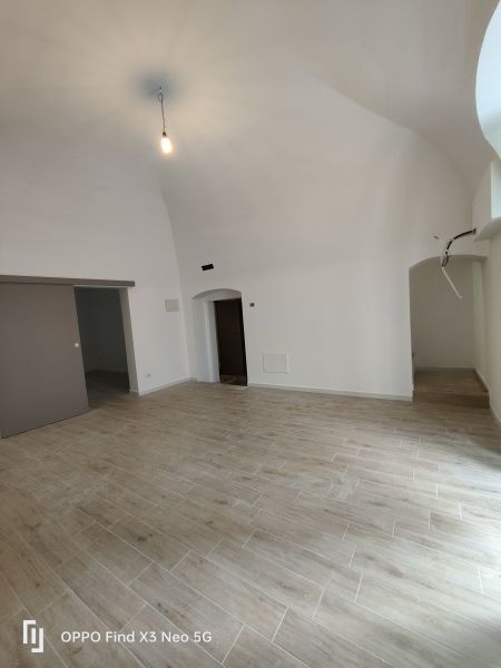 Casa indipendente/110 mq  a Bisceglie (zona Centro )