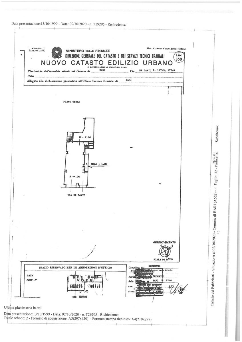 Locale commerciale 2 vani /147 mq  a Bari - San Pasquale