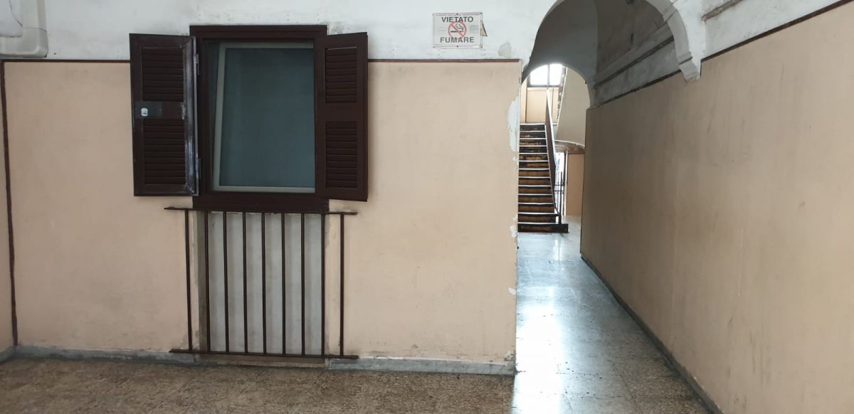 Appartamento di  2 vani /60 mq  a Bari - Libertà  (zona Piazza Garibaldi)