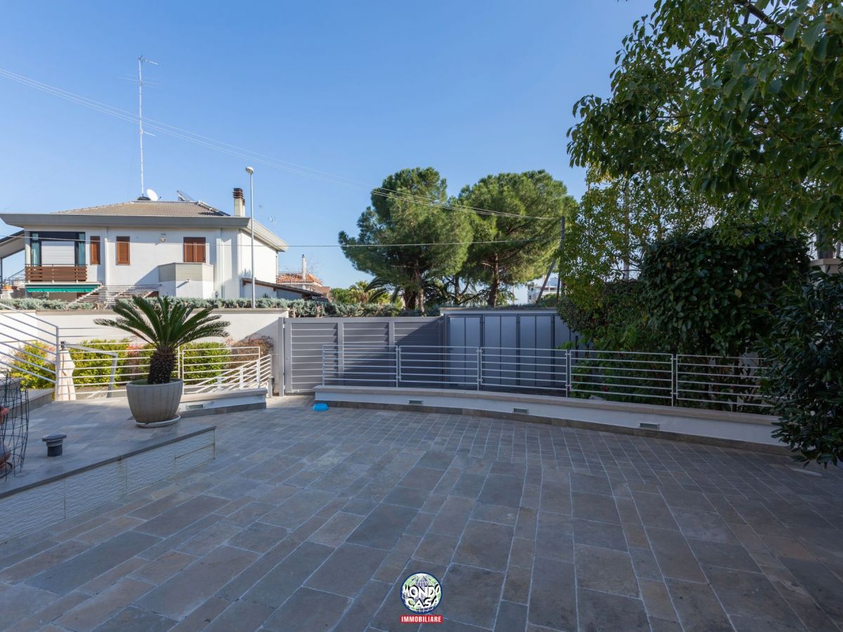 Villa di  5 vani /250 mq  a Ruvo di Puglia