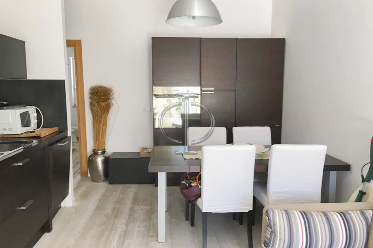 Villa (zona residenziale) di  3 vani /95 mq  a Ostuni (zona Rosa marina)