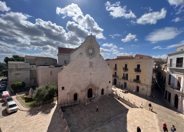 Casa indipendente di  9 vani /475 mq  a Ruvo di Puglia