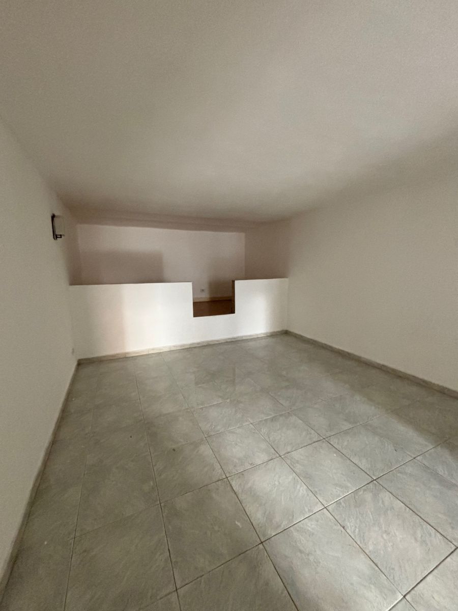 Appartamento di  2 vani /71 mq  a Bari - Murat (zona centralissima)