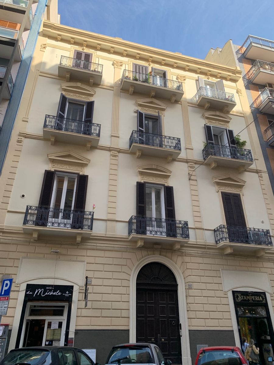 Appartamento di  2 vani /71 mq  a Bari - Murat (zona centralissima)