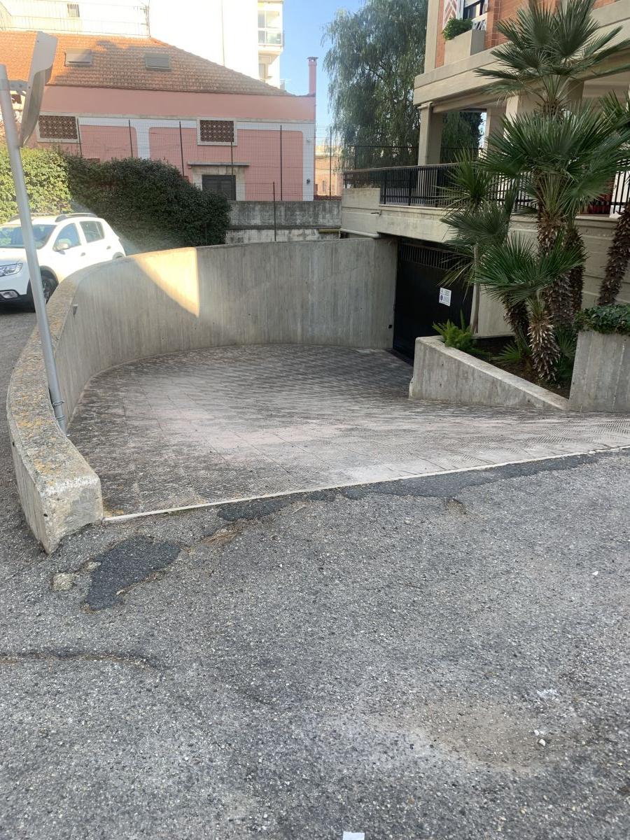 Appartamento di  3 vani /83 mq  a Bari - Santo Spirito