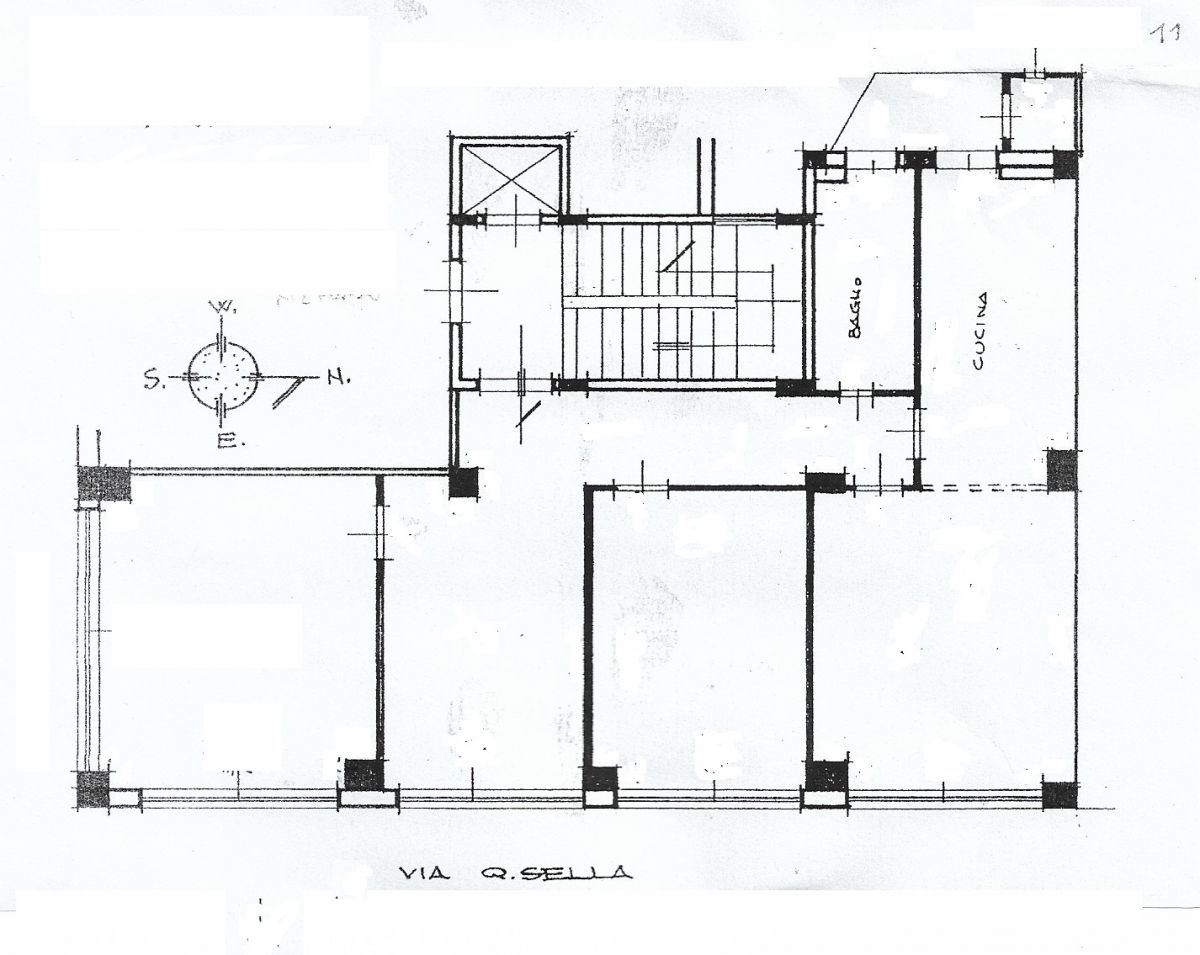 Appartamento di  5 vani /95 mq  a Bari - Murat