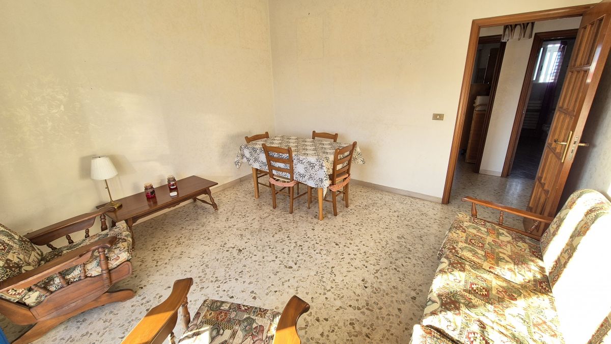 Appartamento di  3 vani /107 mq  a Bari - San Pasquale alta (zona Parco Largo 2 Giugno)