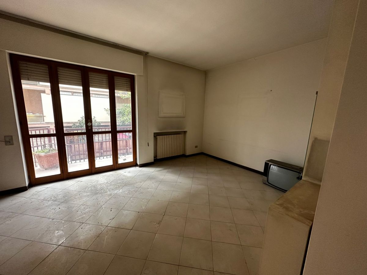 Appartamento di  5 vani /140 mq  a Andria (zona CENTRO)