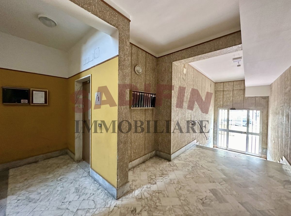 Appartamento di  3 vani /115 mq  a Modugno (zona Piscina dei Preti)