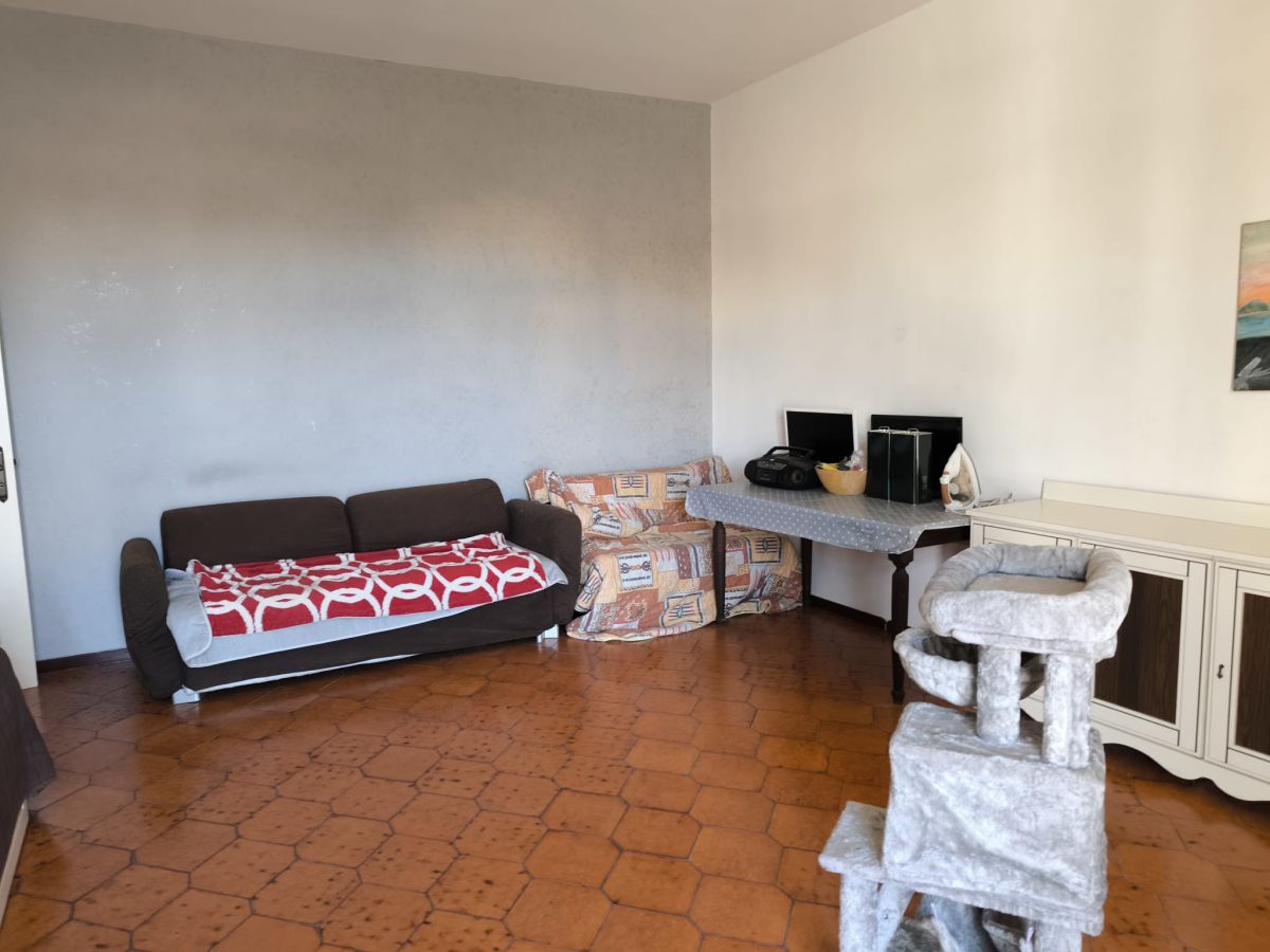 Appartamento di  4 vani /110 mq  a Noicattaro (zona zona via torre a mare)