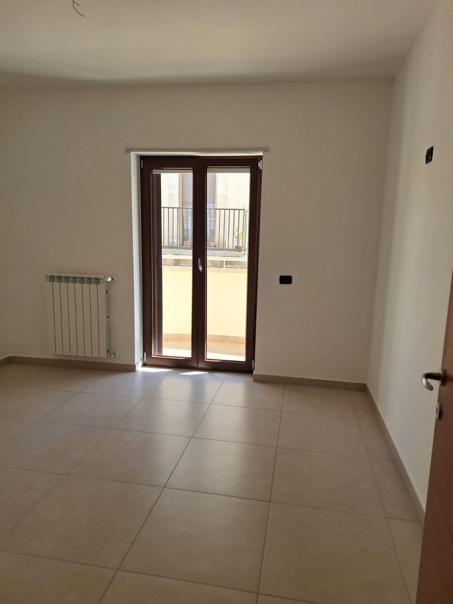 Appartamento di  3 vani /80 mq  a Casamassima