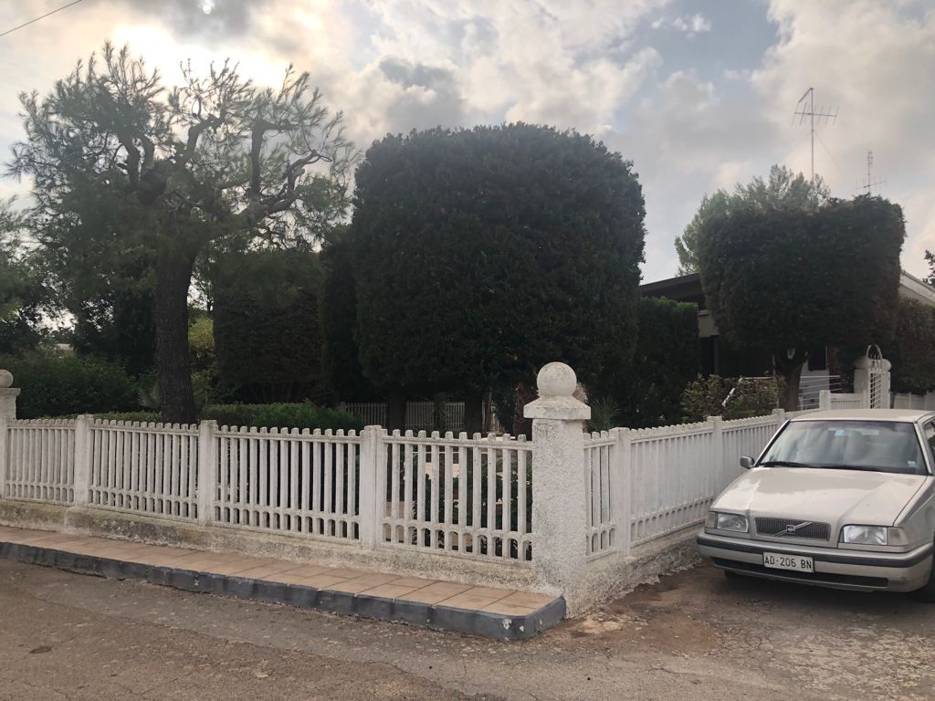 Villa (zona residenziale) di  4 vani /100 mq  a Conversano (zona CONTRADA CARBONELLI 60)