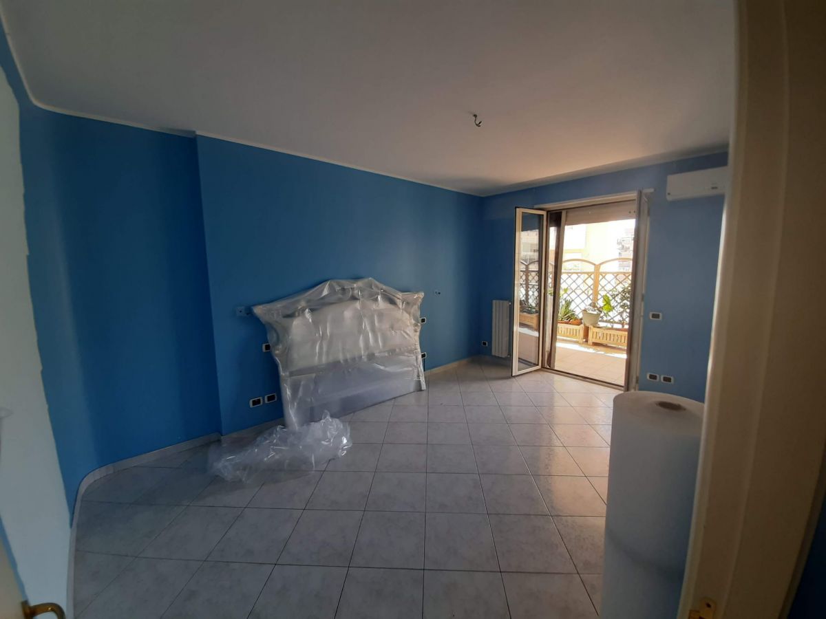 Appartamento di  3 vani /110 mq  a Bari - Marconi - San Cataldo (zona zona faro)