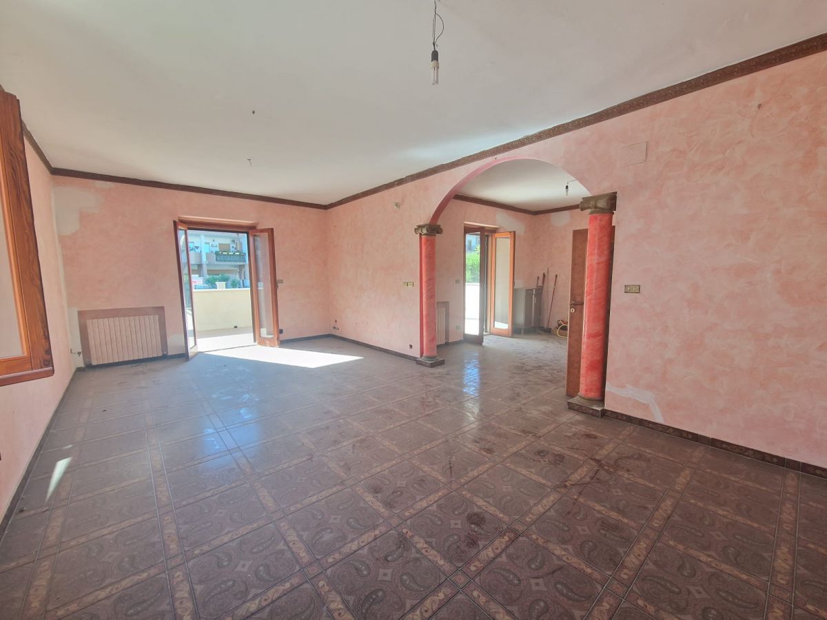 Villa Unifamiliare di  9 vani /439 mq  a Trani (zona Zona Ospedale)