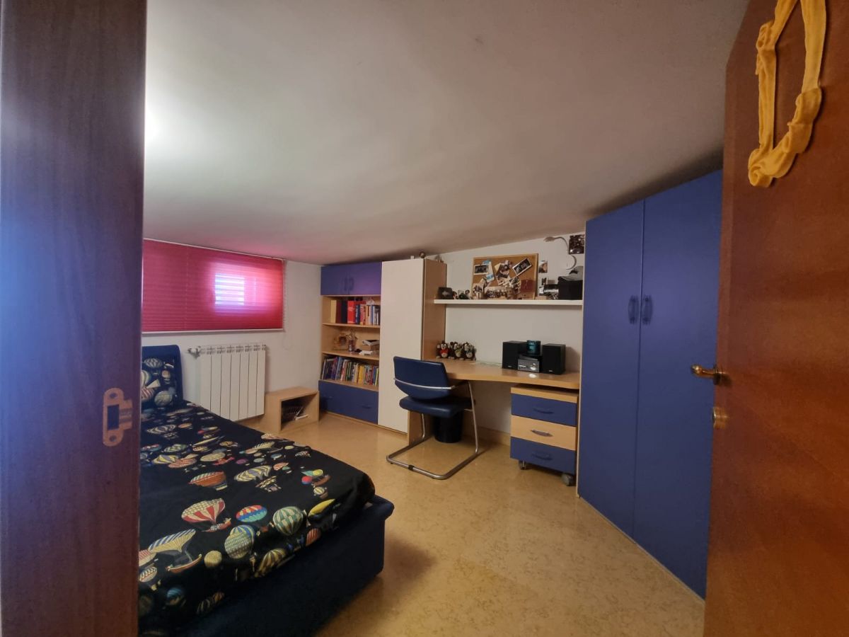 Attico / Duplex di  5 vani /178 mq  a Andria (zona Zona tra Viale Venezia Giulia e l'Ospedaletto )