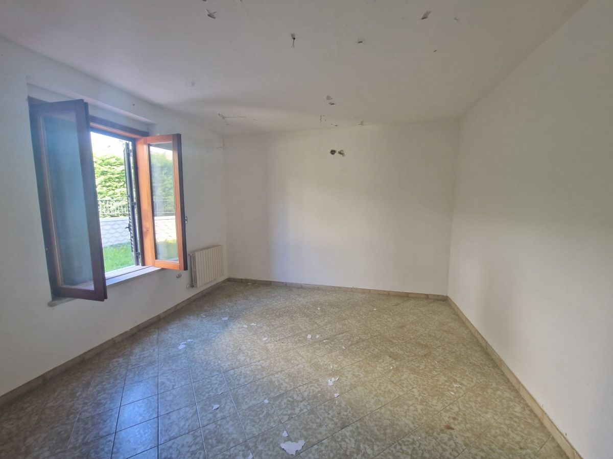 Villa Unifamiliare di  9 vani /439 mq  a Trani (zona Zona Ospedale)