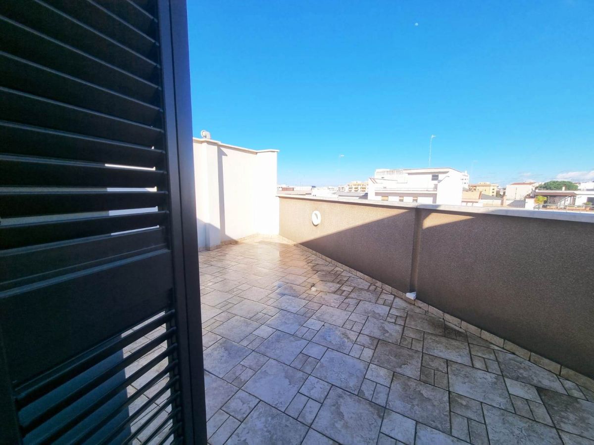 Attico / Duplex di  5 vani /178 mq  a Andria (zona Zona tra Viale Venezia Giulia e l'Ospedaletto )