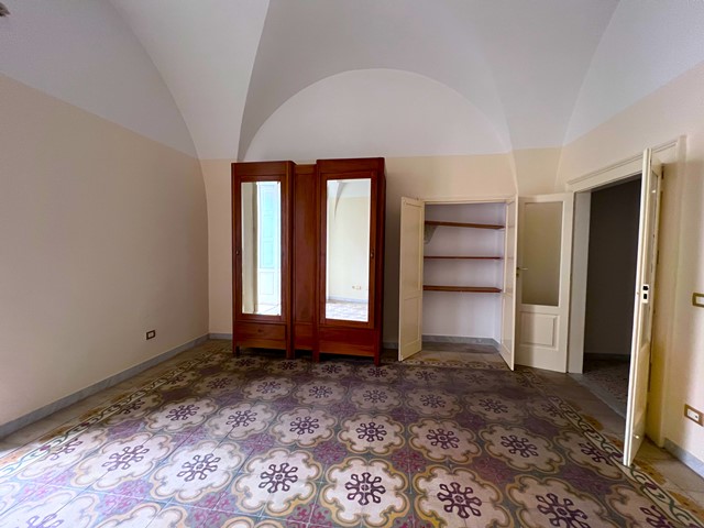 Palazzo di  7 vani /270 mq  a Ruvo di Puglia