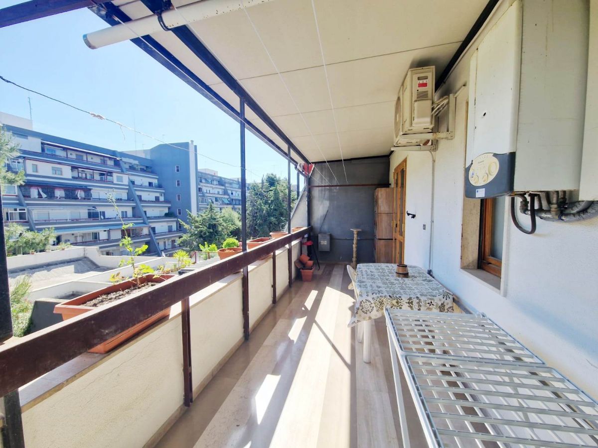 Appartamento di  4 vani /169 mq  a Trani (zona Zona Ospedale)