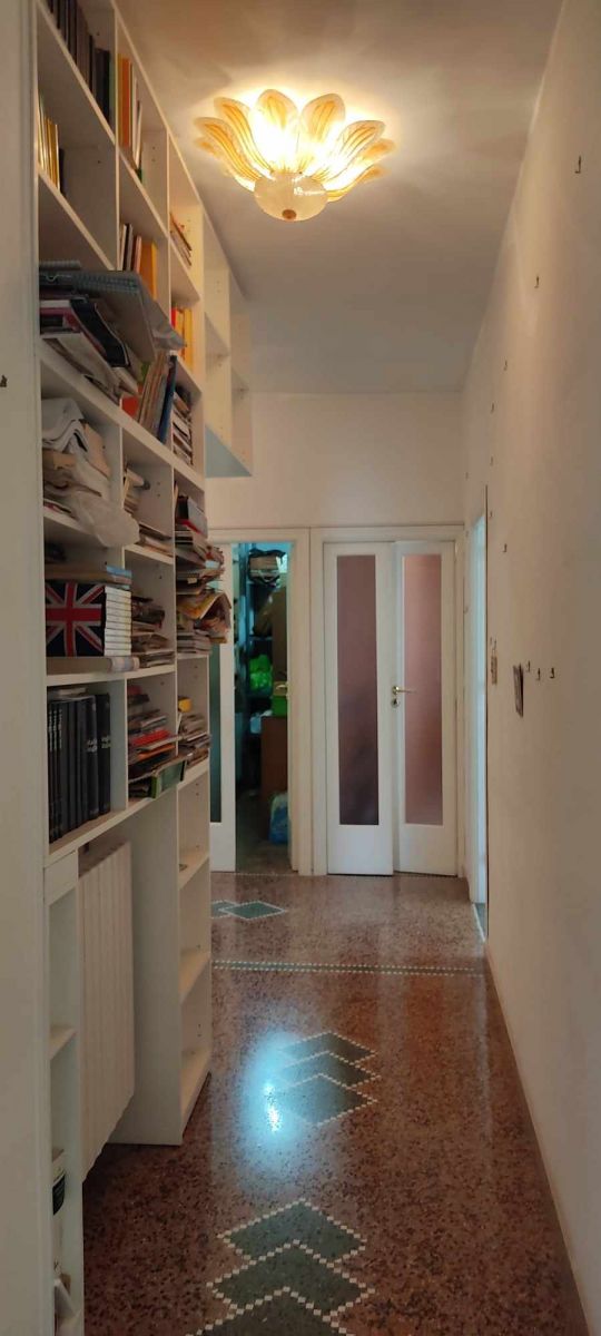 Appartamento di  4 vani /126 mq  a Taranto (zona Ospedale - Lungomare)