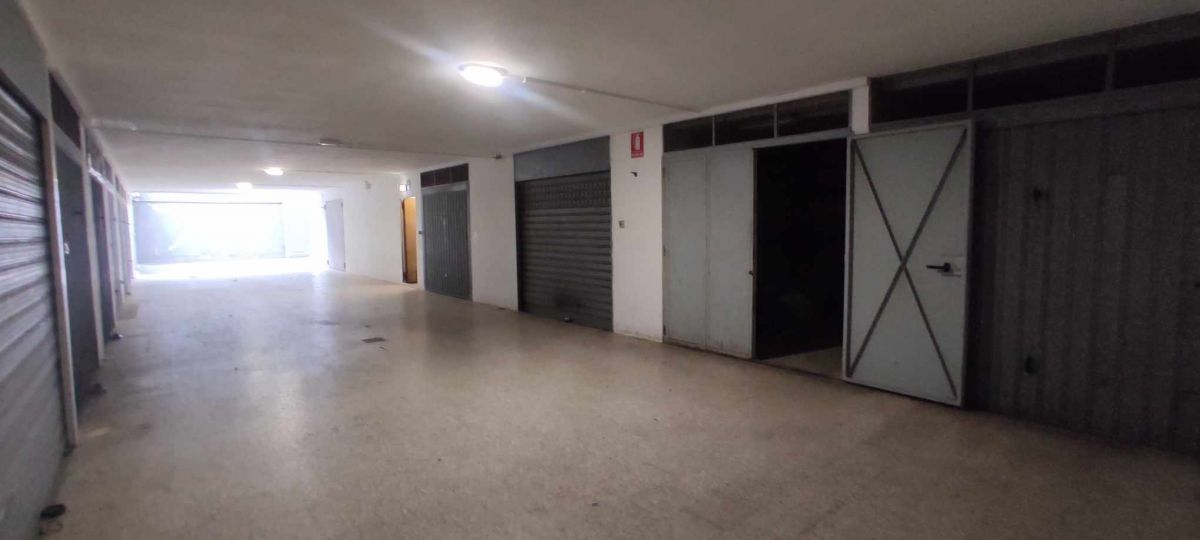 Box / Garage / Posto Auto di  1 vani /22 mq  a Bari - Loseto (zona a 300 mt dalla stazione RFI)