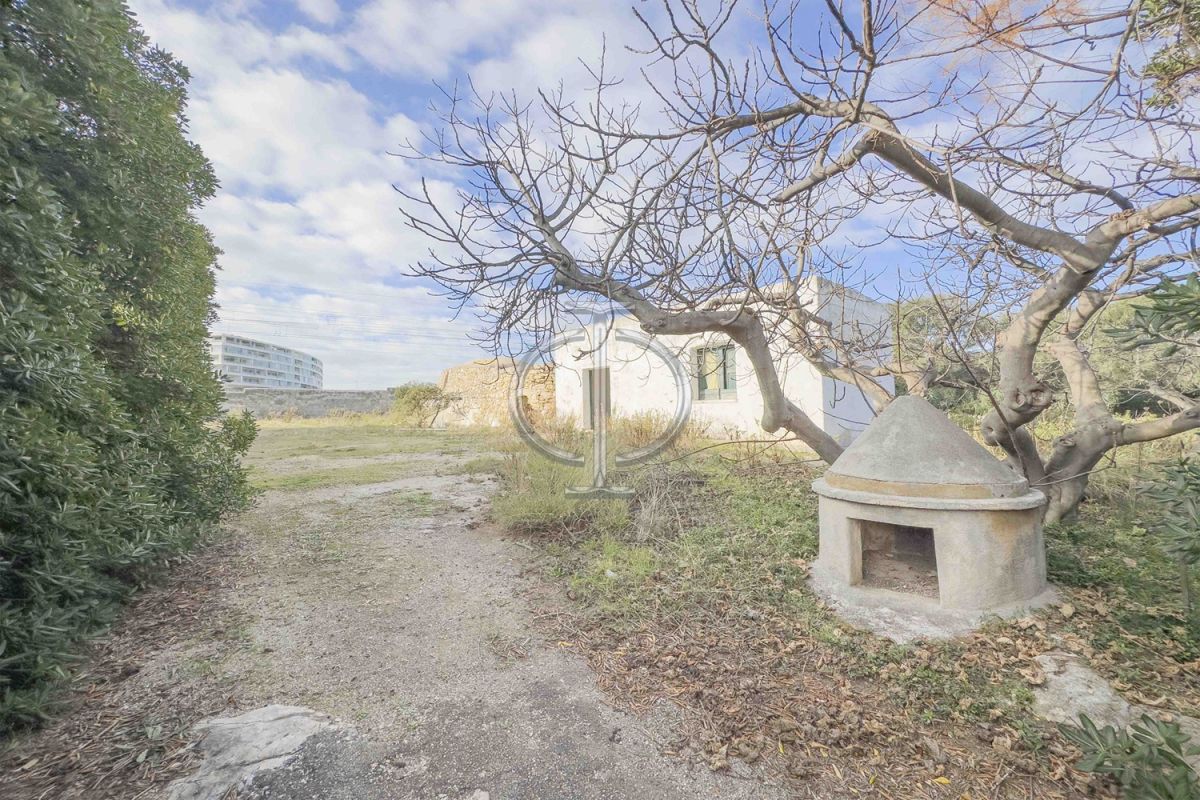 Villa (zona residenziale) di  5 vani /210 mq  a Bari - San Giorgio