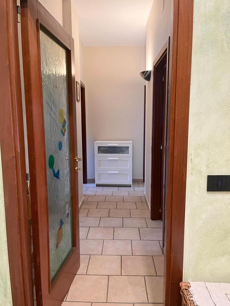 Appartamento di  5 vani /122 mq  a Modugno (zona piscina dei preti)