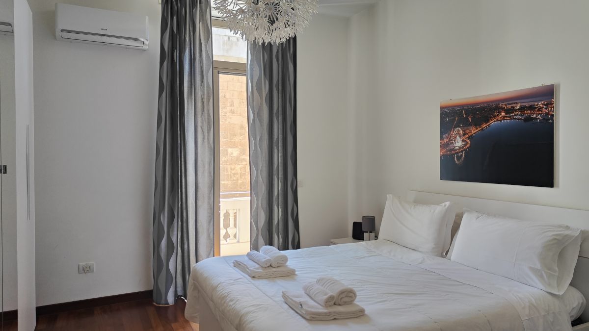 Dimora Luxury  2 vani /82 mq  a Bari - Murat (zona Centralissima)