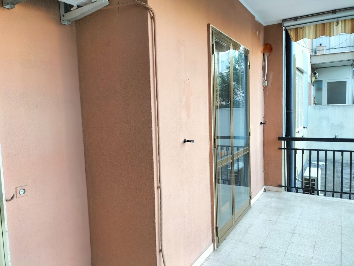 Appartamento di  5 vani /130 mq  a Bari - San Pasquale alta (zona Viale Luigi Einaudi)