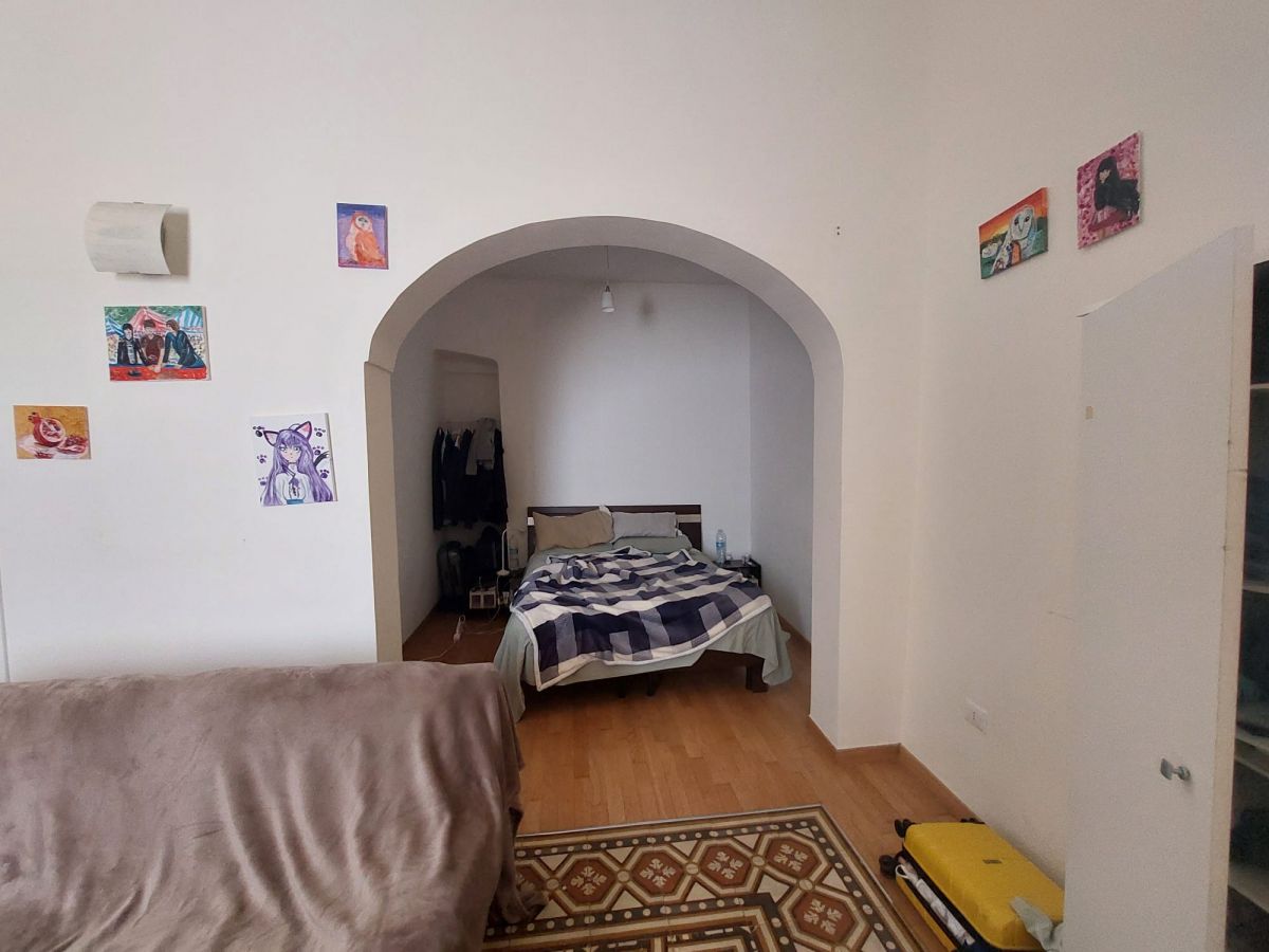 Casa indipendente di  2 vani /92 mq  a Adelfia (zona Montrone)