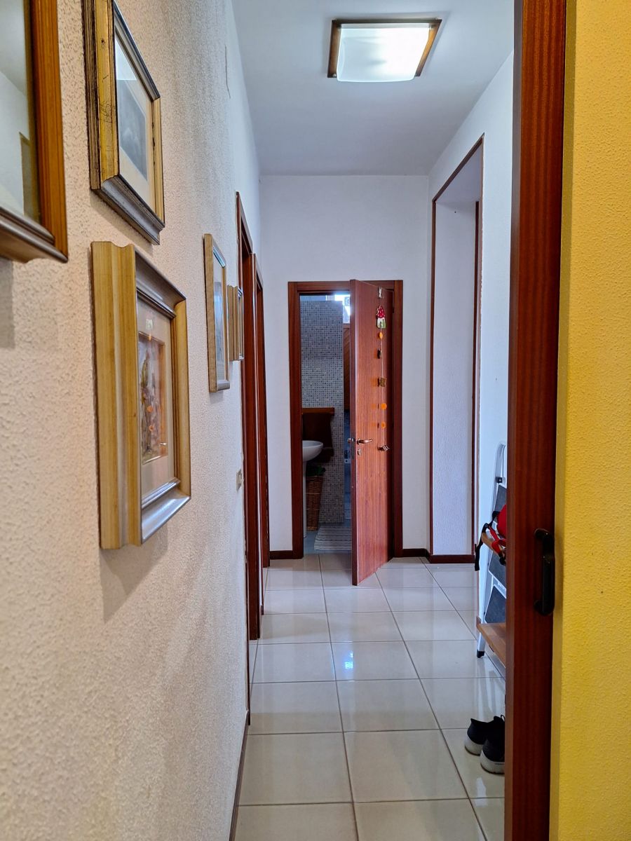 Appartamento di  4 vani /140 mq  a Noicattaro (zona zona torre a mare )