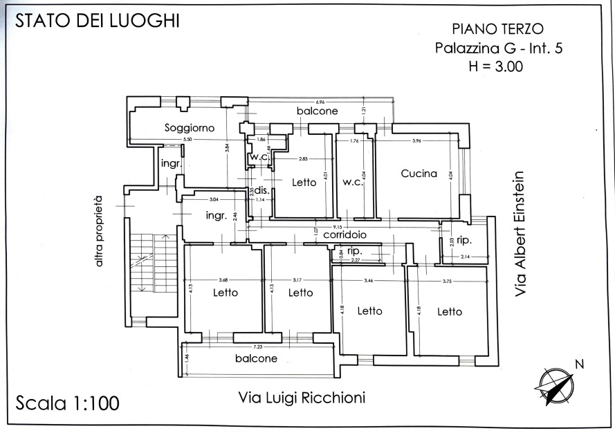 Appartamento di  6 vani /180 mq  a Bari - Picone (zona Policlinico - Capruzzi)