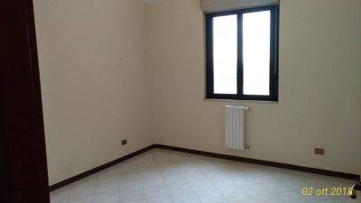 Appartamento di  3 vani /115 mq  a Bari (zona LOSETO)