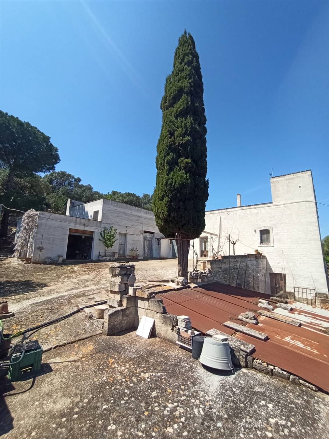 Rustico / Casale / Masseria di  6 vani /200 mq  a Monopoli