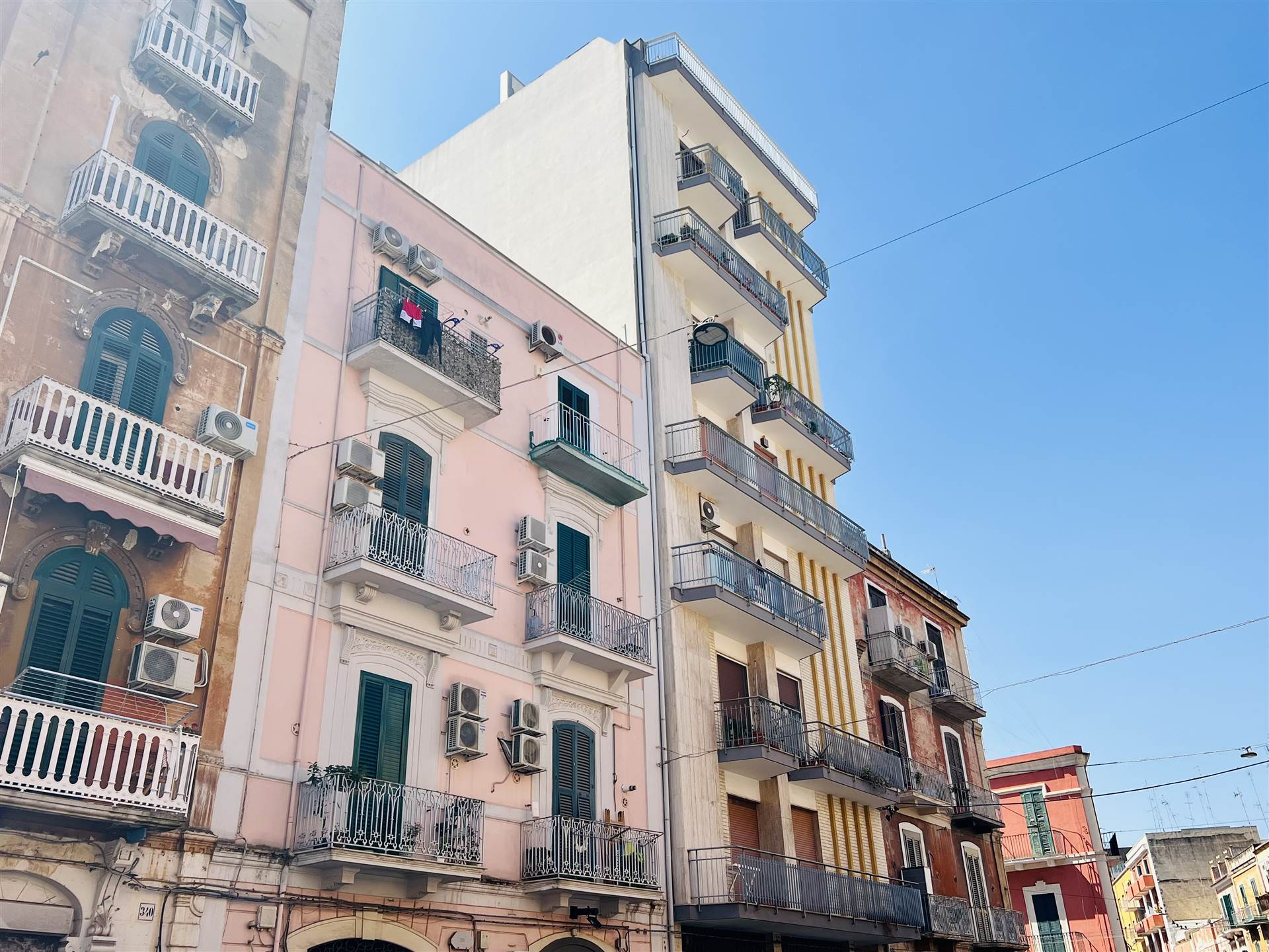 Appartamento di  2 vani /78 mq  a Bari (zona LIBERTà)