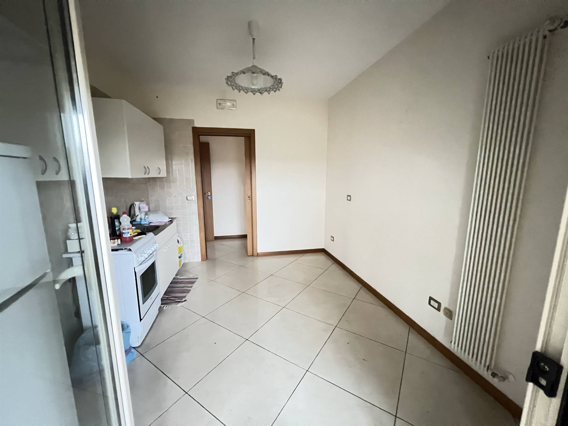 Appartamento di  3 vani /119 mq  a Bari (zona CARBONARA / CEGLIE)