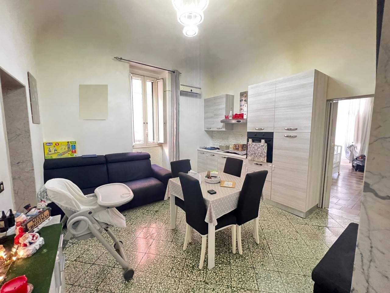 Appartamento di  2 vani /60 mq  a Bari (zona CARRASSI)