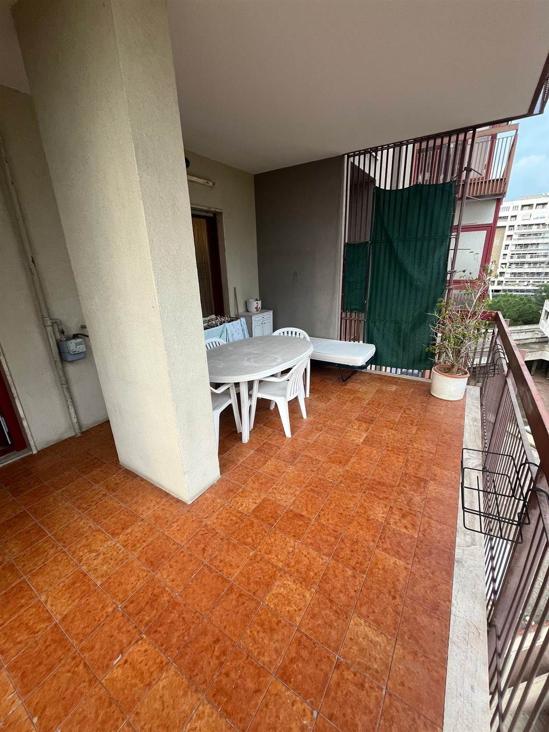 Appartamento di  4 vani /155 mq  a Bari (zona POGGIOFRANCO)