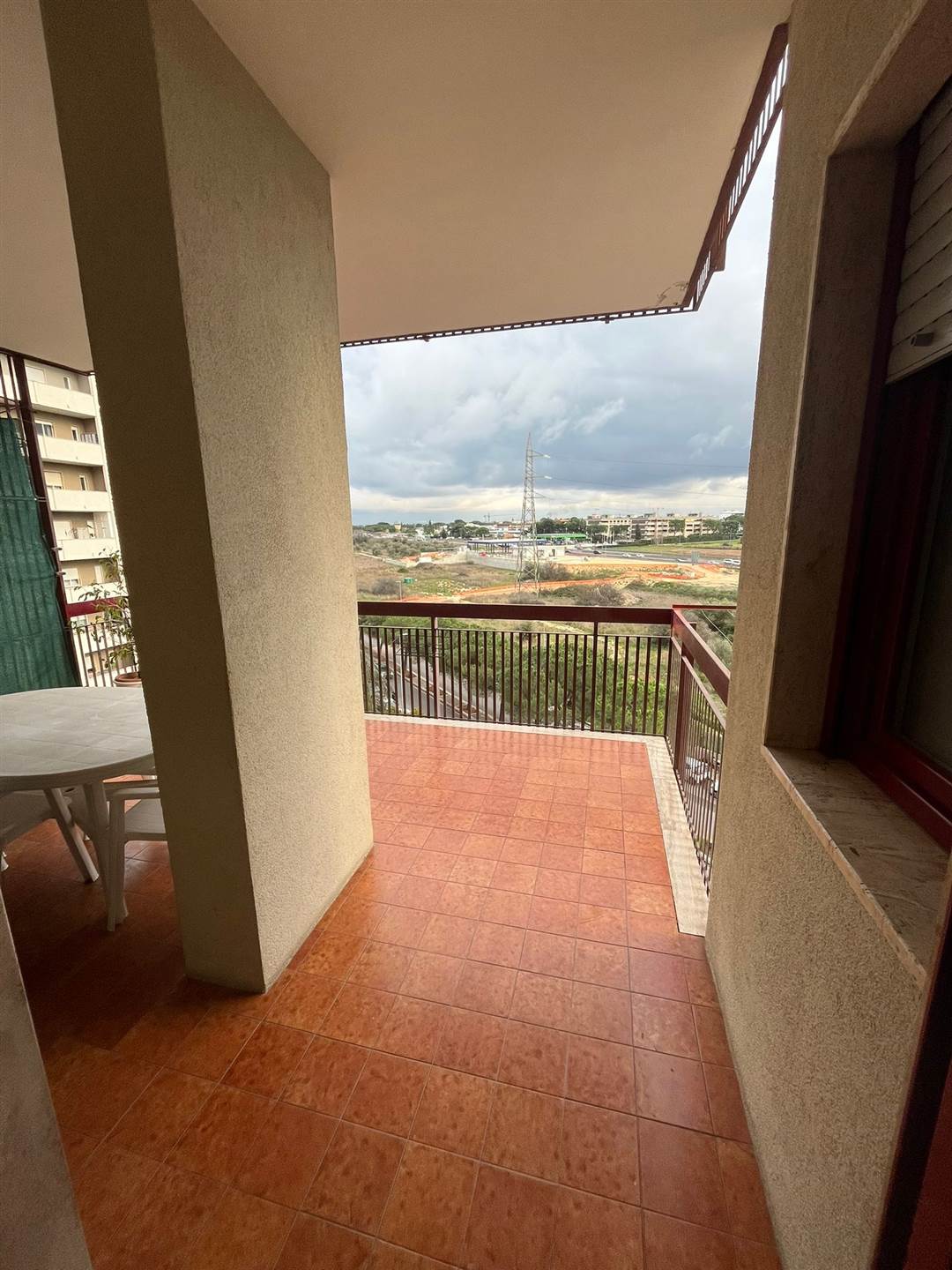 Appartamento di  4 vani /155 mq  a Bari (zona POGGIOFRANCO)