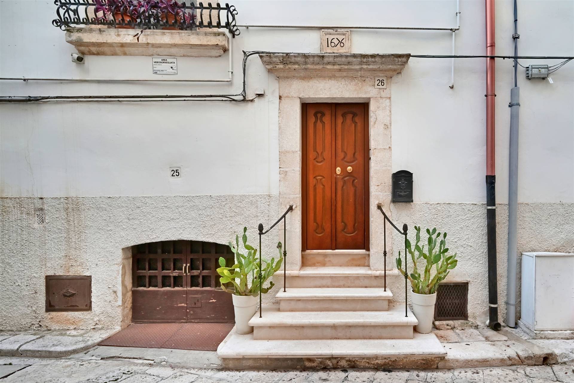 Casa indipendente di  5 vani /190 mq  a Putignano (zona CENTRO STORICO)