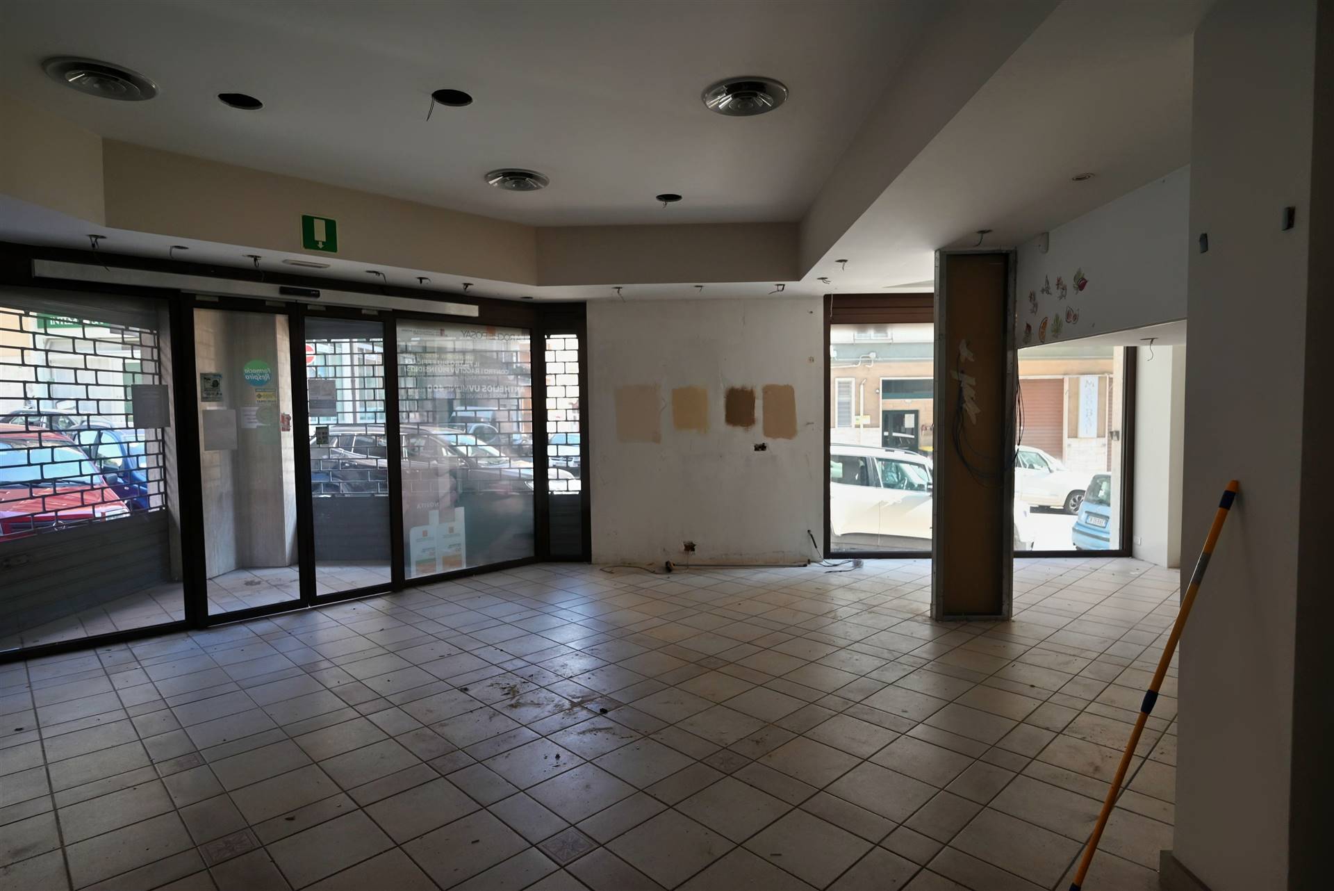 Negozio di  1 vani /118 mq  a Putignano (zona CENTRO)