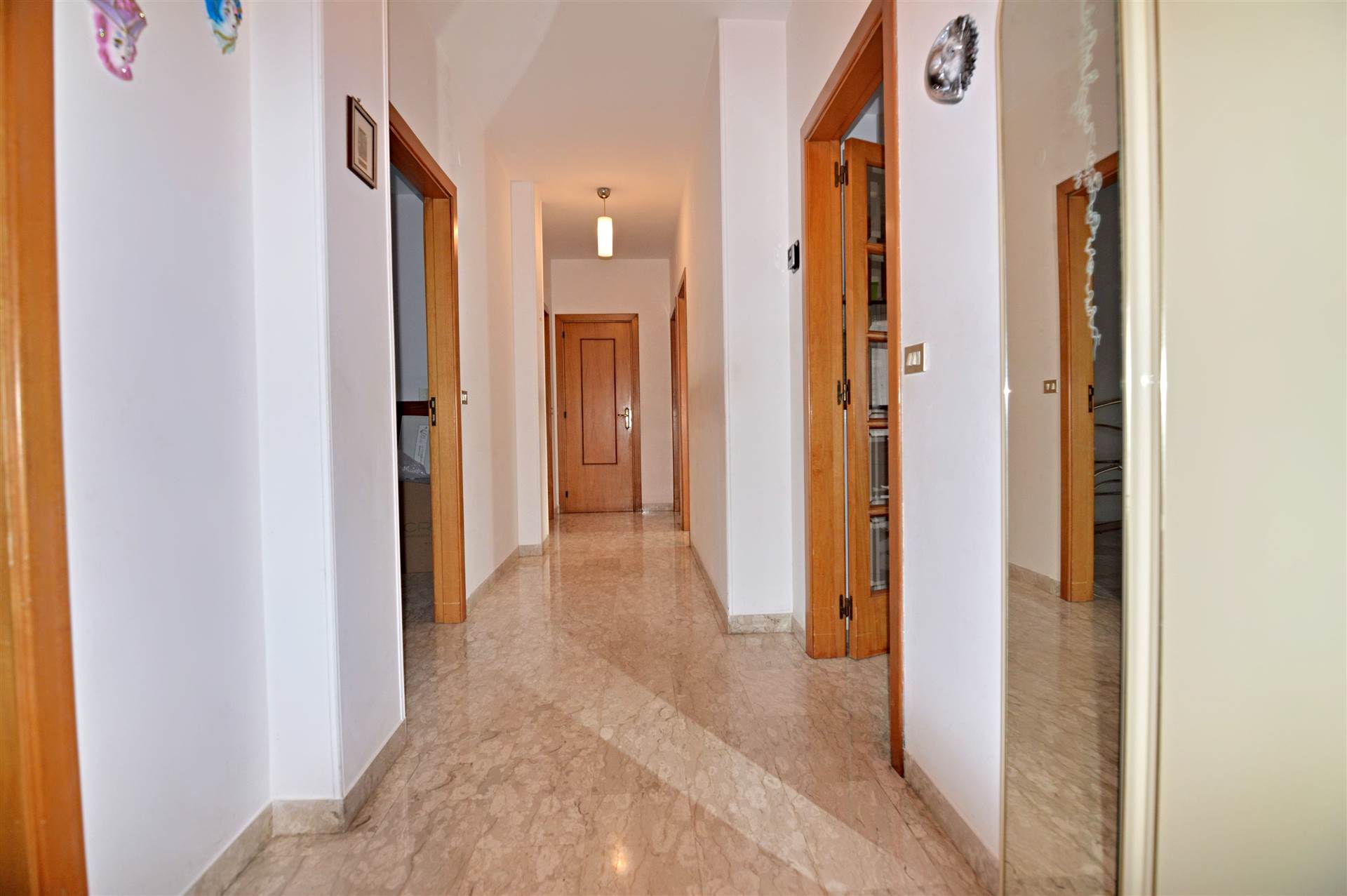 Appartamento di  4 vani /122 mq  a Putignano (zona SAN DOMENICO)