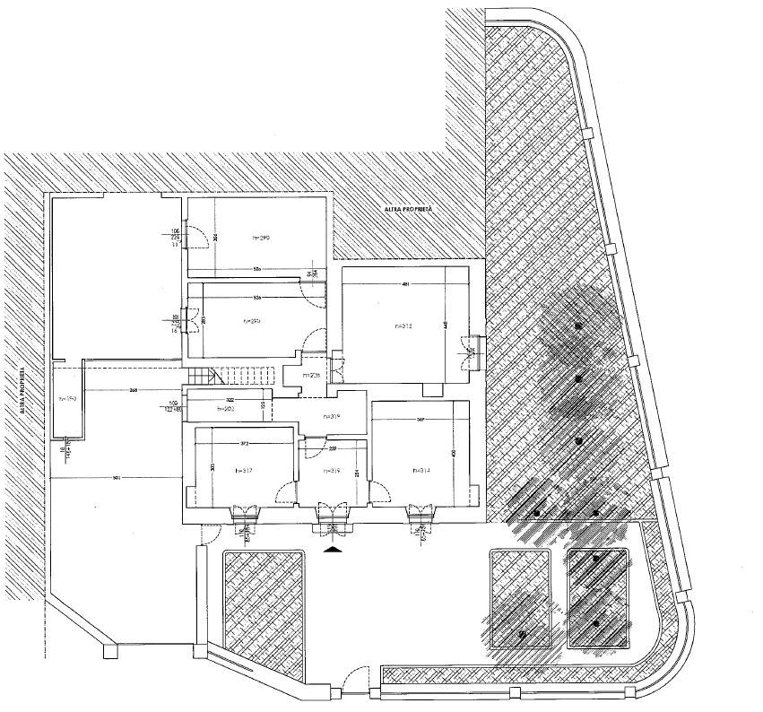 Villa (zona residenziale) di  6 vani /110 mq  a Putignano (zona STAZIONE)