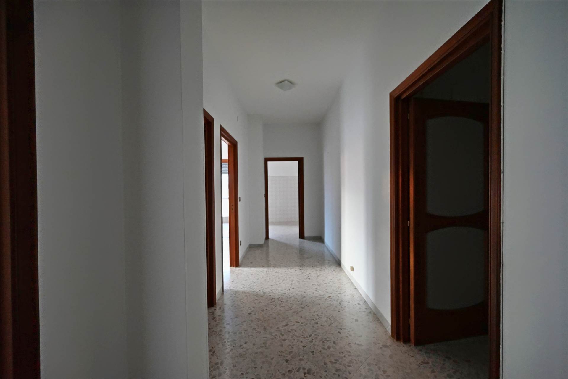 Appartamento di  3 vani /84 mq  a Putignano (zona CENTRO)